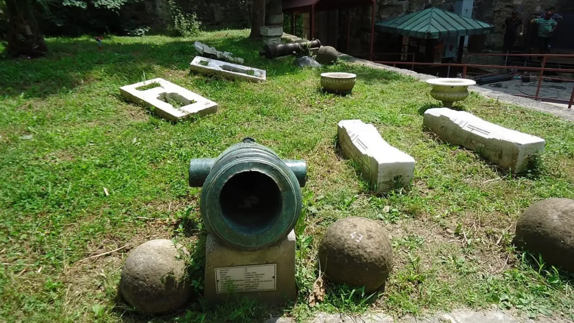 Dolmabahçe-Palast mit Bosporus-Kreuzfahrt