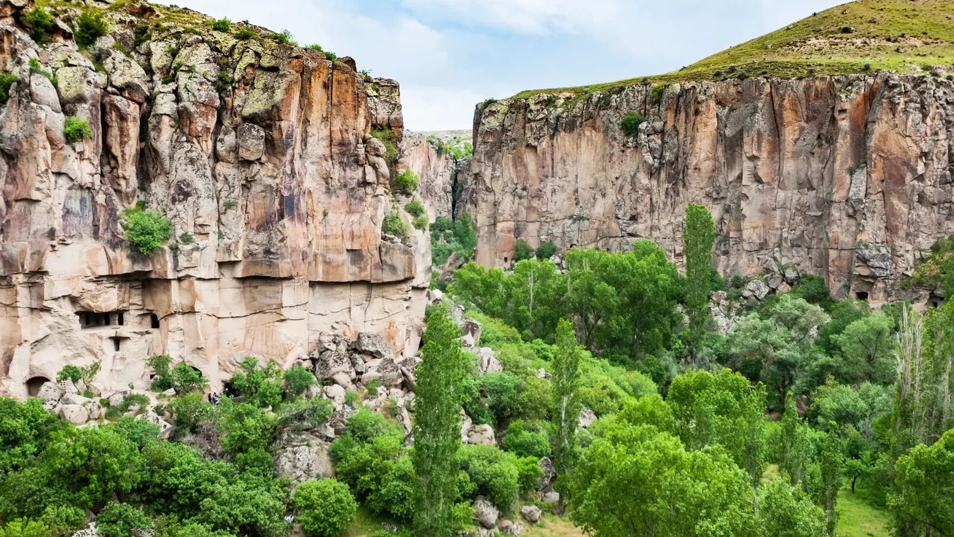 Grüne Tour Kappadokien – Natur, Täler und unterirdische Städte