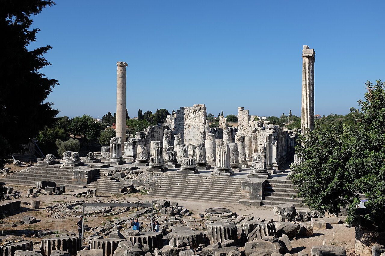  Temple of Apollo at Didyma
